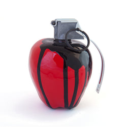 APPLE CARE - RED DRIPS